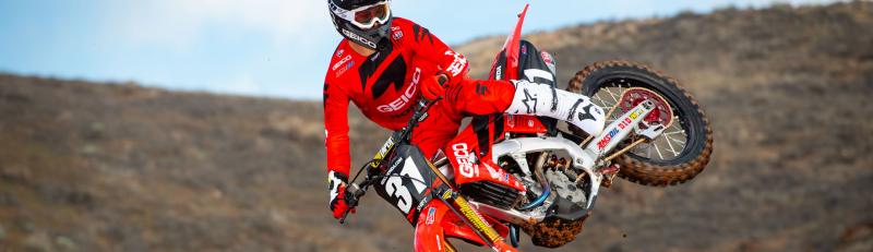 AMSOIL Synthetic Oil for Dirt Bikes